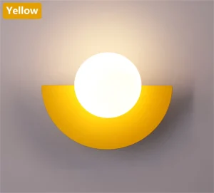 JAUNE