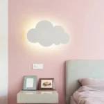 Applique murale LED nuage, design cartoon pour chambre d’enfant