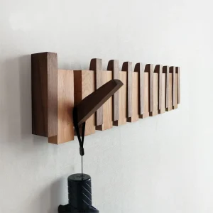 Patère Murale en Bois Noyer Pliable Décoration Discrète