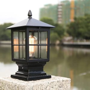 Lanterne extérieure métal noir – Borne lumineuse pilier pour jardin et allée