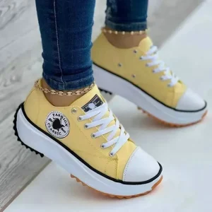 JAUNE