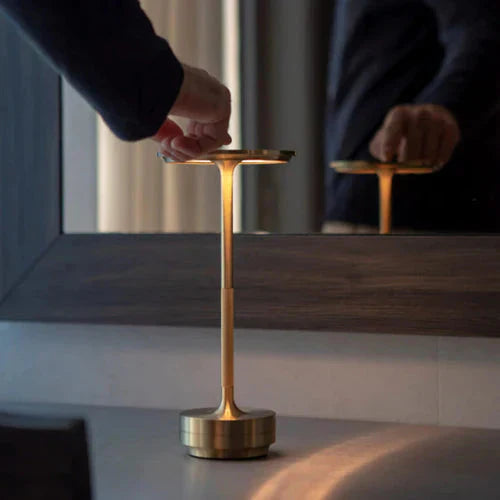 Lampe de table sans fil rechargeable métal 3 intensités – Image 9