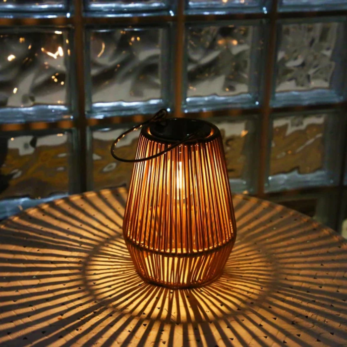 handwoven-waterproof-solar-garden-lamp-sunweave-nora_luxe-6